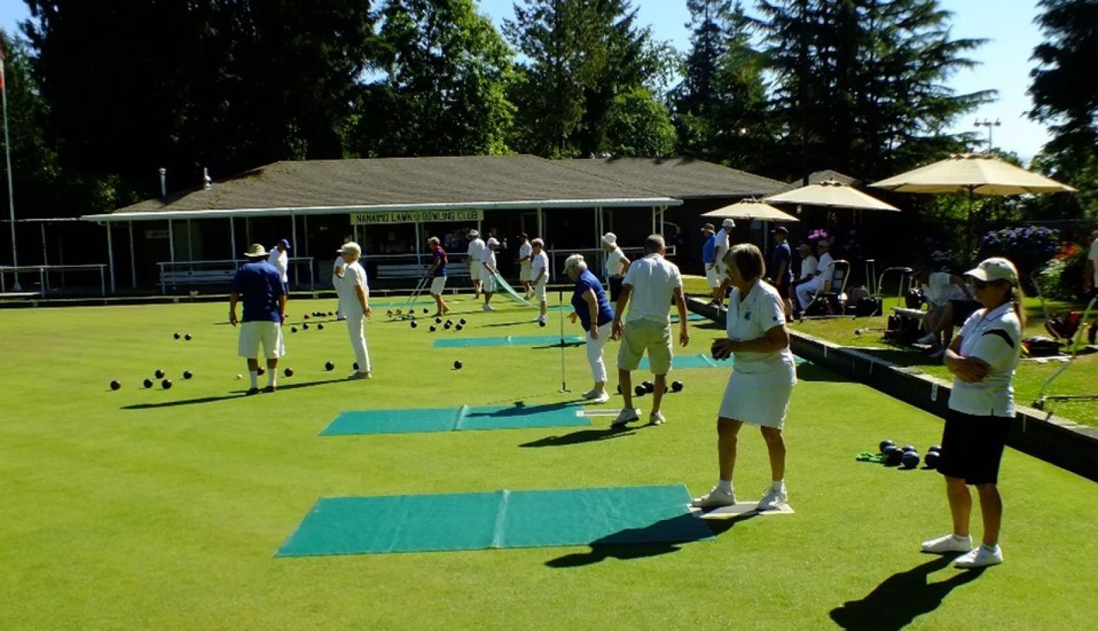 Nanaimo Lawn Bowling Club players playing on green